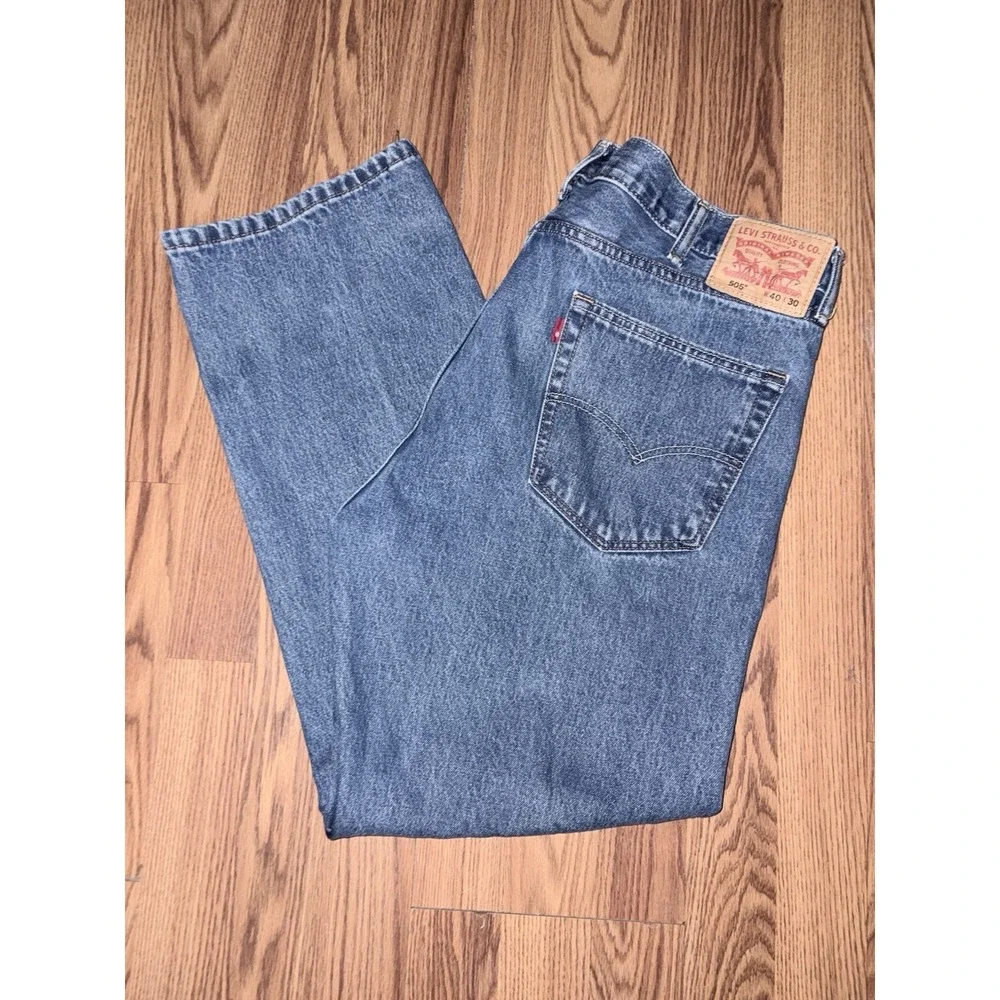 Levis 505 Jeans Mens 40 x 30 Straight Leg Regular‎ Fit Medium Wash Denim
